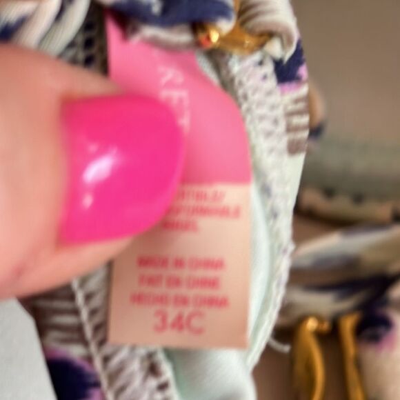 Victoria's Secret Swim Top - Picture 4 of 4